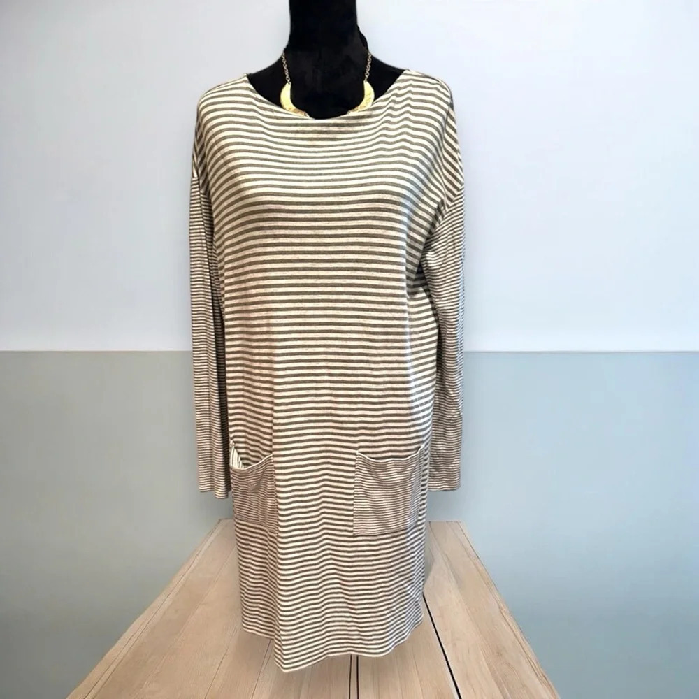 J Jill Size Medium Striped grey &‎ white Boat Neck Dress